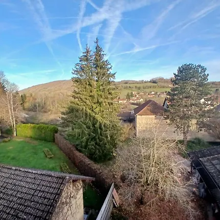 Maison Du Bonheur, Les Collines
